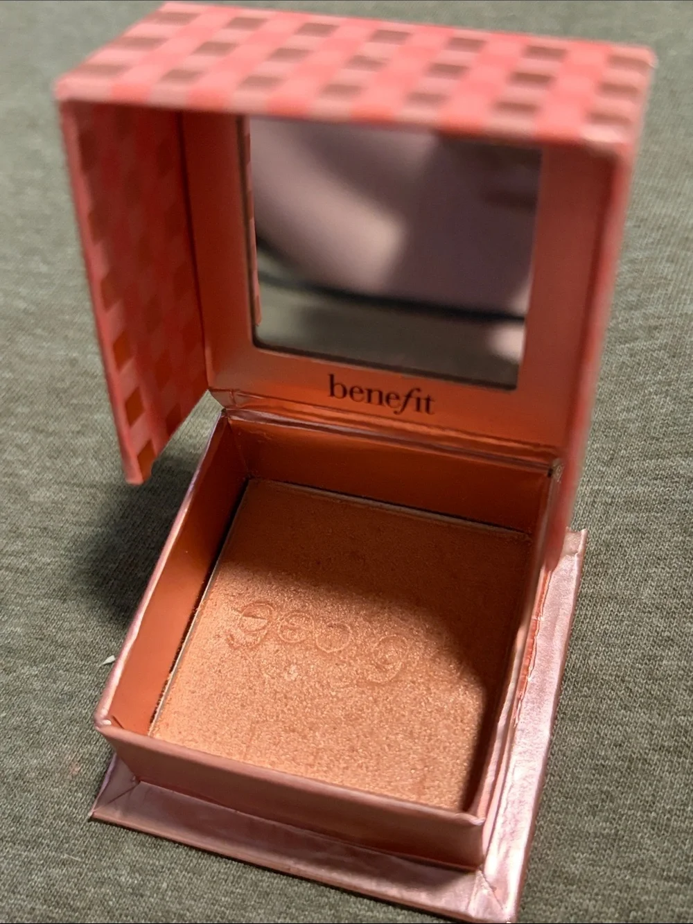 Benefit Cosmetics Georgia Golden Peach Blush (Mini / Travel Size - Discontinued)